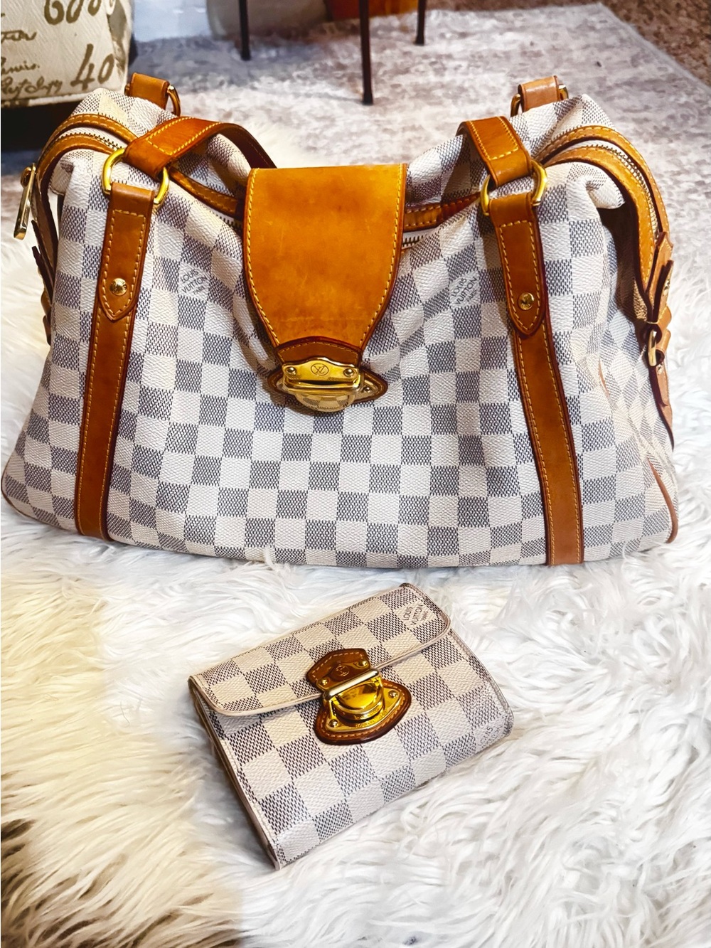 Louis Vuitton white damier SD1130